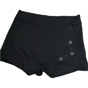 Cheryl Kids Black Bike envelope Shorts with Tailored Design and Eyelet Details